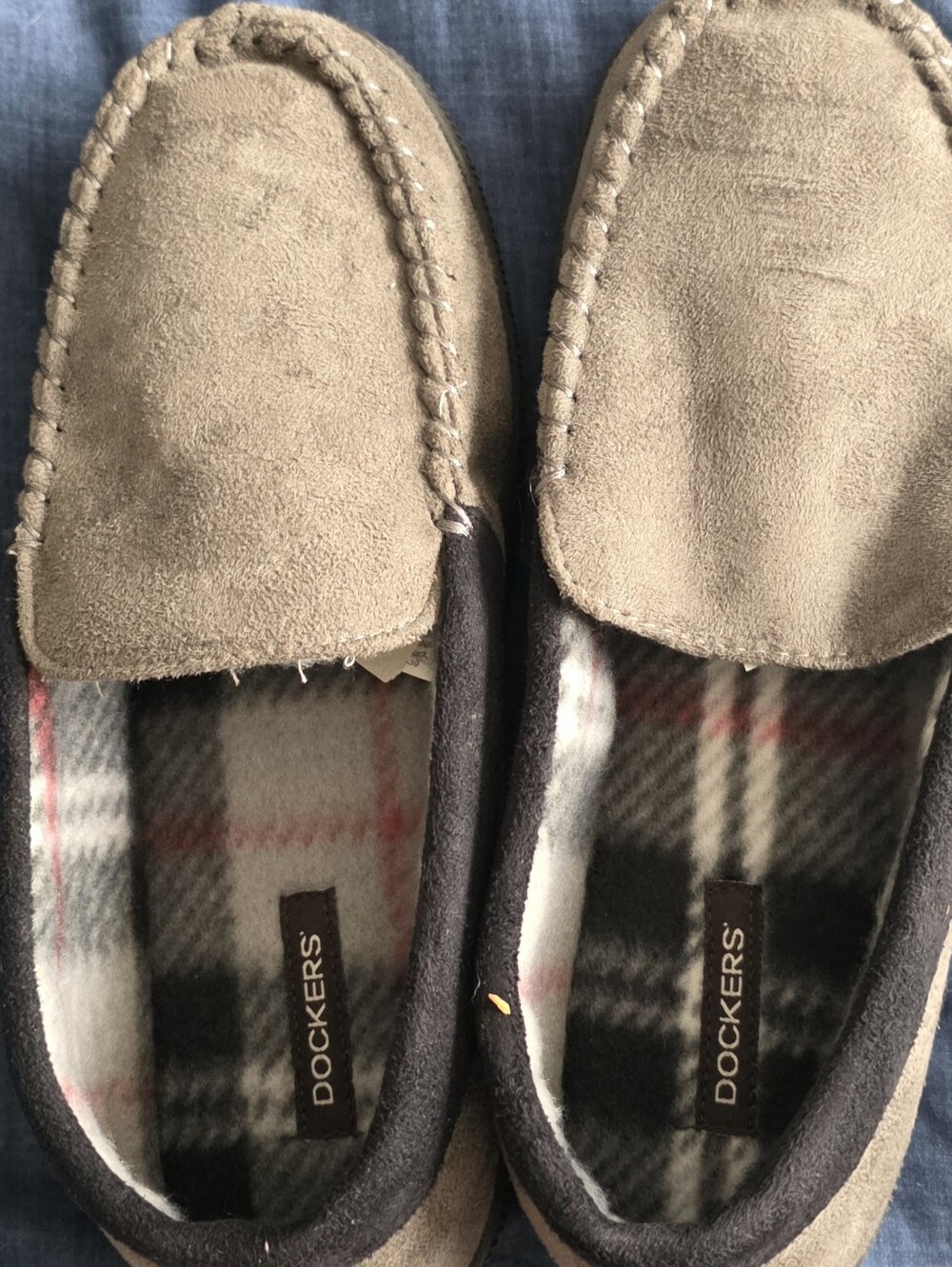 Dockers Mens slippers Size 8-9